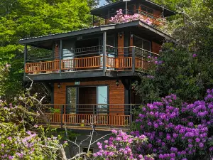Indra Village Hotel