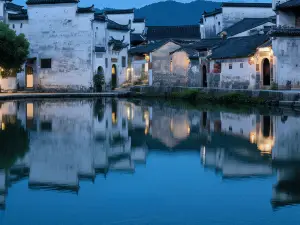 Momoming YAJU Designer Homestay in Hongcun Village