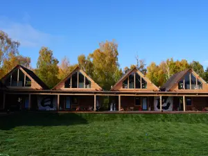 Mountain Rest & River Journey | Songman Collection Simone | Detached Wild Luxury Holiday Homestay