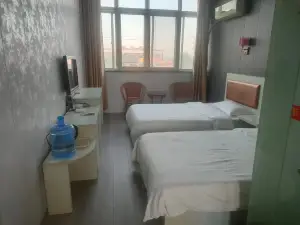 Yucheng Tushu Business Hotel