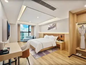 Lanyue Hotel