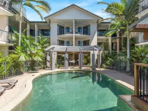Bay Villas Resort