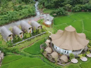 ภูคานาน่าน รีสอร์ท