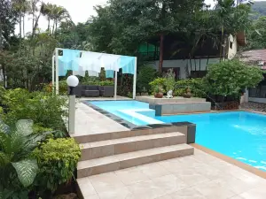 Faye Orchid Resort