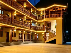 Xiangyu Baima Boutique Homestay