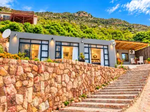 The Carved Rock | Mountain & Sea Views