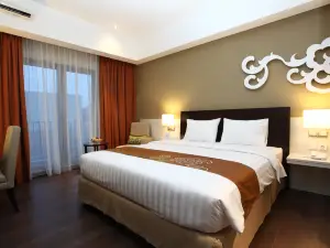 Soll Marina Hotel & Conference Center Bangka