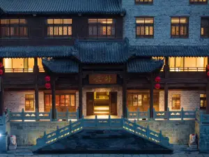 武當山雲外山居（瓊台景區店）