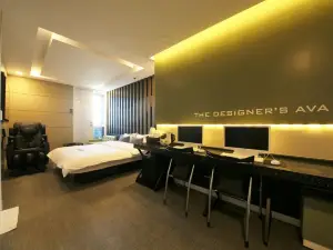 Premium Ava Hotel