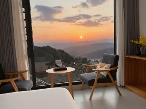 Starry Terraced Fields Residence · Starry Terraced Milky Way | Sunset Cloud Sea Vacation Retreat