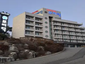 莫比迪克酒店
