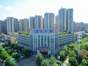 龍臣飯店（南溪文體中心漂海樓店）