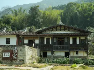 石頭会唱歌・旧寨山間民宿