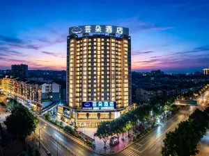 CLOUDS HOTEL