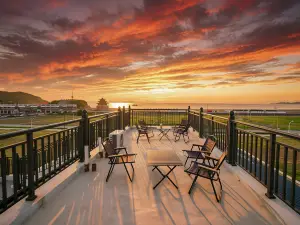 ShanHaiYunSu · Sunrise Sea View Villa