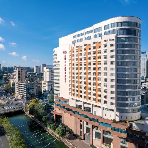 昆明中心皇冠假日酒店(南屏街店)2天1晚套餐
