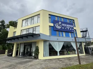 Sea House Hotel