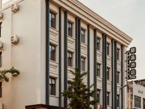 Regal Hotel