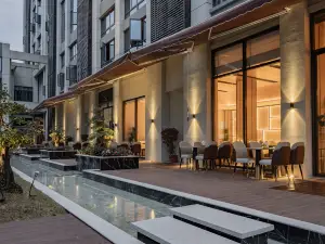 Wanhua International Hotel (Enshi Cultural Plaza Airport)