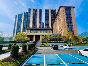 Ying Shan Hong Jinling Grand Hotel