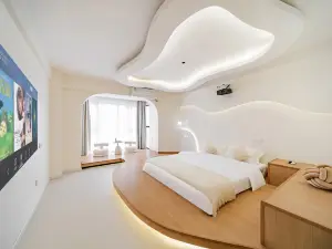 Jianshanshe Holiday Homestay (Dujiangyan Sunac Paradise Panda Valley Branch)