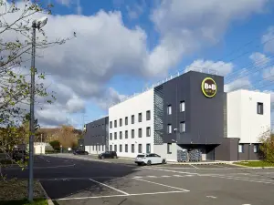 B&B HOTEL Igny Palaiseau 飯店