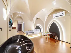 Shiguang Aesthetics Designer Homestay (Shenyang North Railway Station Branch)