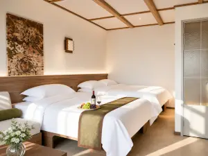 Yikehuaqiu · Yinshan | Scenic View Vacation Boutique Stay (Xinjiang Kanas National Geopark)