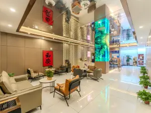 Eve Beauty Hotel (Huimin Street - Bell Tower Metro Station Store)