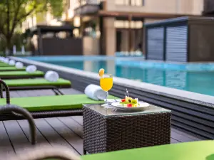 Holiday Inn Shanghai International Resort by IHG