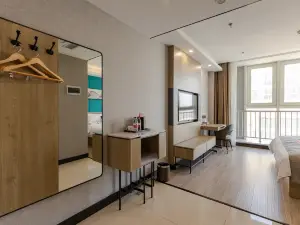 Jijun Collection Hotel (Tangshan Caofeidian Moon Bay Jinmao Plaza Branch)