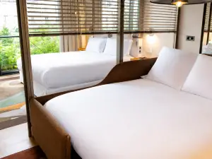 Villa M