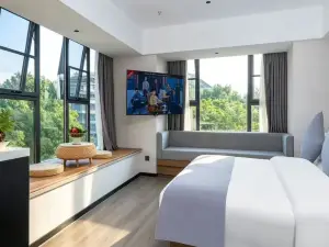 Five-star Bay Hotel (Wushan Square Branch, West Lakeside, Hangzhou)