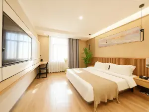 Bailan Intelligent Selection Hotel (Yanbian University Internet Red Wall Water Market Store)
