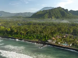 Nirwana Beach & Resort
