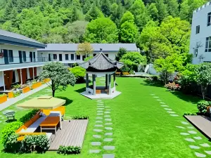 秦嶺山荘民宿
