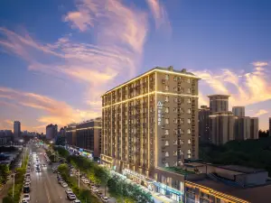 Atour Hotel Kaifeng North Station Museum