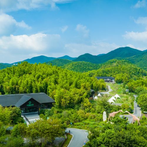 湖州长颈鹿庄园酒店2天1晚套餐