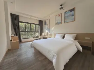 Yuechi Rome Hotel