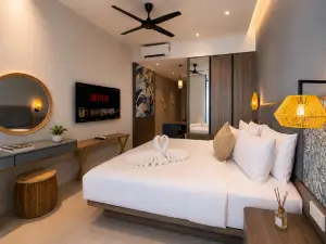 Assana Seaview Suites | 1 min Doorstep to Beachfront (Pantai Cenang & Pantai Tengah), Langkawi