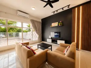 4BR Holiday Home Near Desaru Beach Gated & Guarded