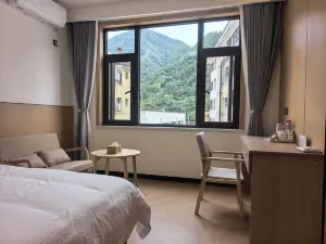 仏坪山漫小院民宿
