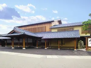 あわら温泉 伝統旅館のぬくもり 灰屋