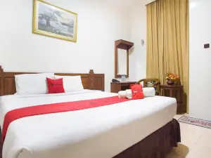 RedDoorz near Pantai Falajawa Kota Ternate