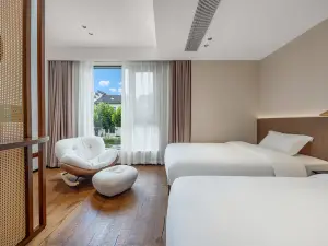 Guimi Homestay (Wuzhen Xizha Scenic Spot Branch)