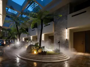 Lanting Garden Hotel