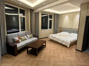 Yunqi Hotel