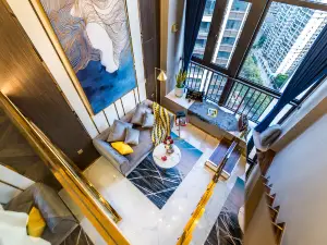 Yunyou High-End LOFT Cinema Hotel Apartment (Jiu Yan Qiao Branch)