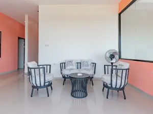 Sans Hotel Berau Square
