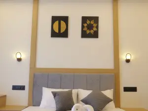 Bougainvillea Homestay Munnar
